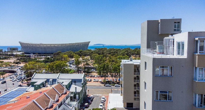  Bedroom Property for Sale in Green Point Western Cape
